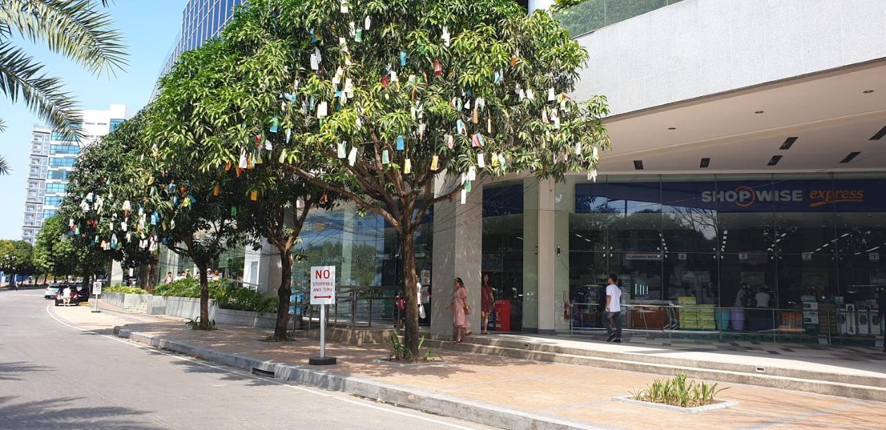 Mactan Newtown Condo With Garden And Ocean View 8Newtown Blvd Đảo Mactan Ngoại thất bức ảnh