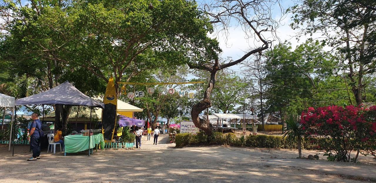 Mactan Newtown Condo With Garden And Ocean View 8Newtown Blvd Đảo Mactan Ngoại thất bức ảnh