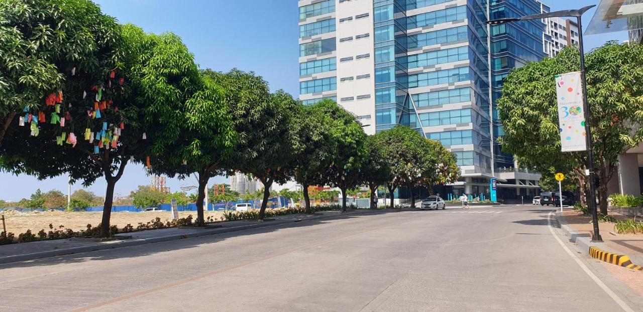 Mactan Newtown Condo With Garden And Ocean View 8Newtown Blvd Đảo Mactan Ngoại thất bức ảnh