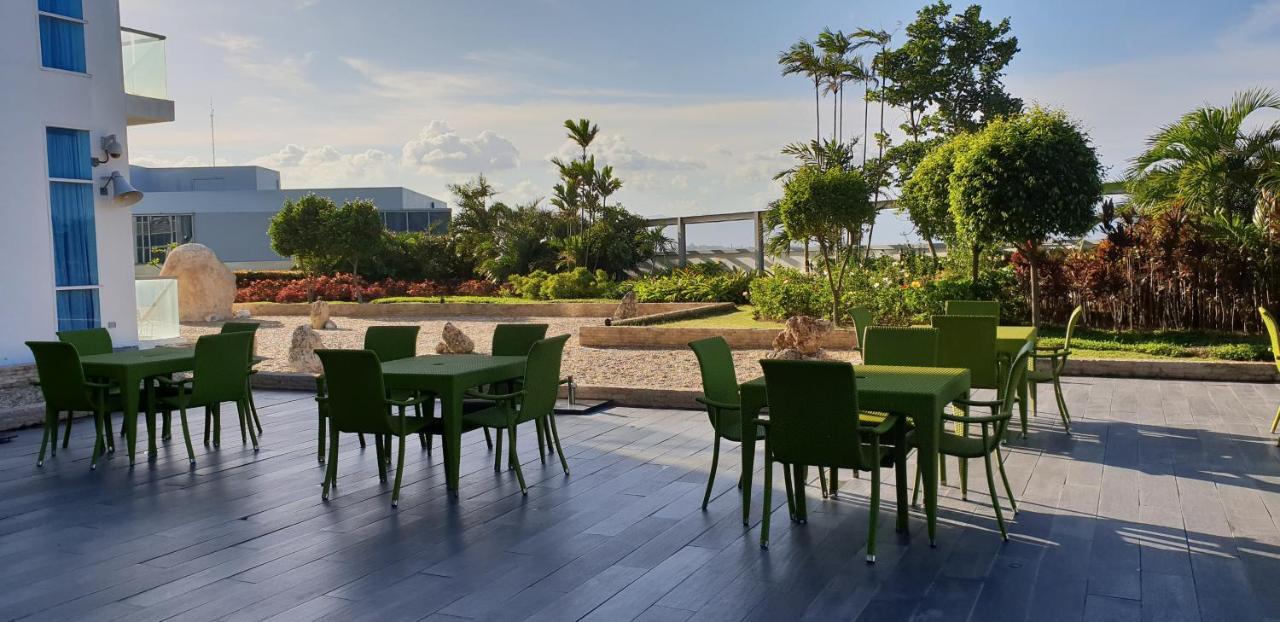 Mactan Newtown Condo With Garden And Ocean View 8Newtown Blvd Đảo Mactan Ngoại thất bức ảnh